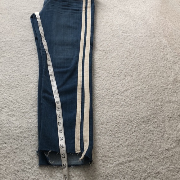 Loft Skinny Crop Size 6 - Picture 4 of 12